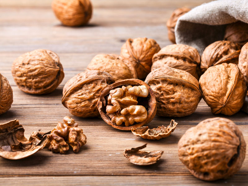 Il Potere delle Noci: Gusto e Nutrizione in un Solo Morso